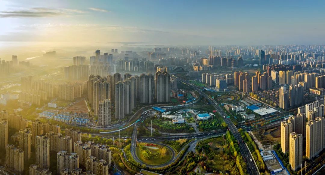 2024年赛迪创新百强区榜单发布，长沙6区均上榜，雨花区位列第十，全球研发中心城市建设提质提速